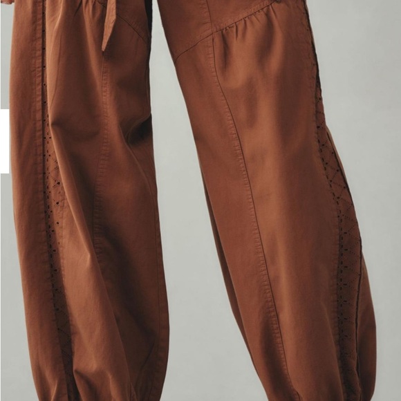 By Anthropologie Washed Eyelet Jogger Pants
MEDIUM - Picture 4 of 10